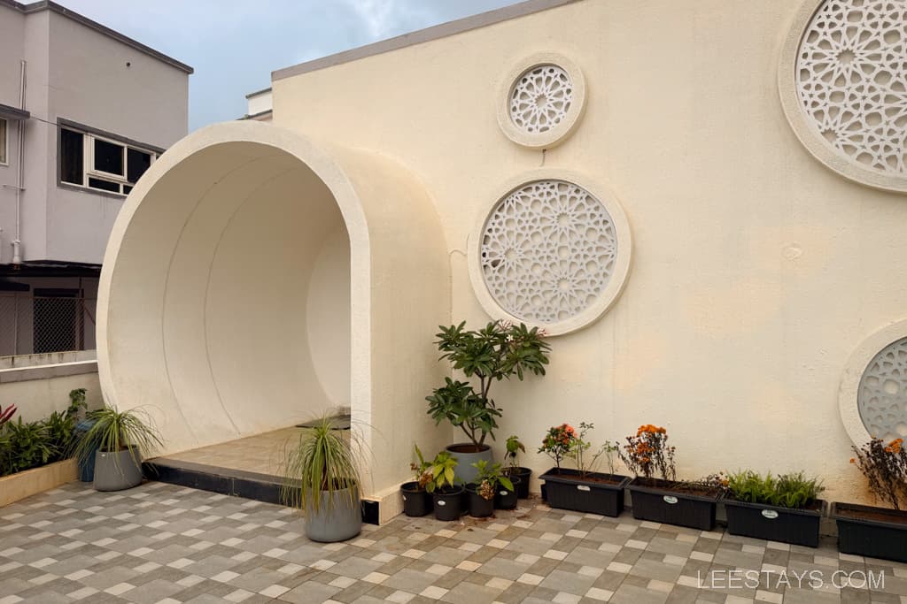 The Lovenest, Luxury Couple Stay in Lonavala (Malavali) - Photo 3